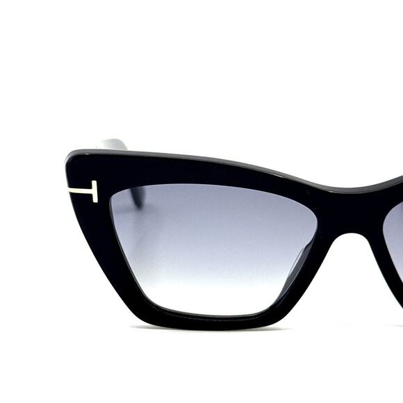 New, TOM FORD Wyatt Sunglasses TF871 01B Authentic - Picture 5 of 12